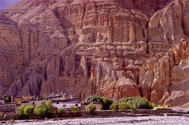 The Cliffs above Chusang